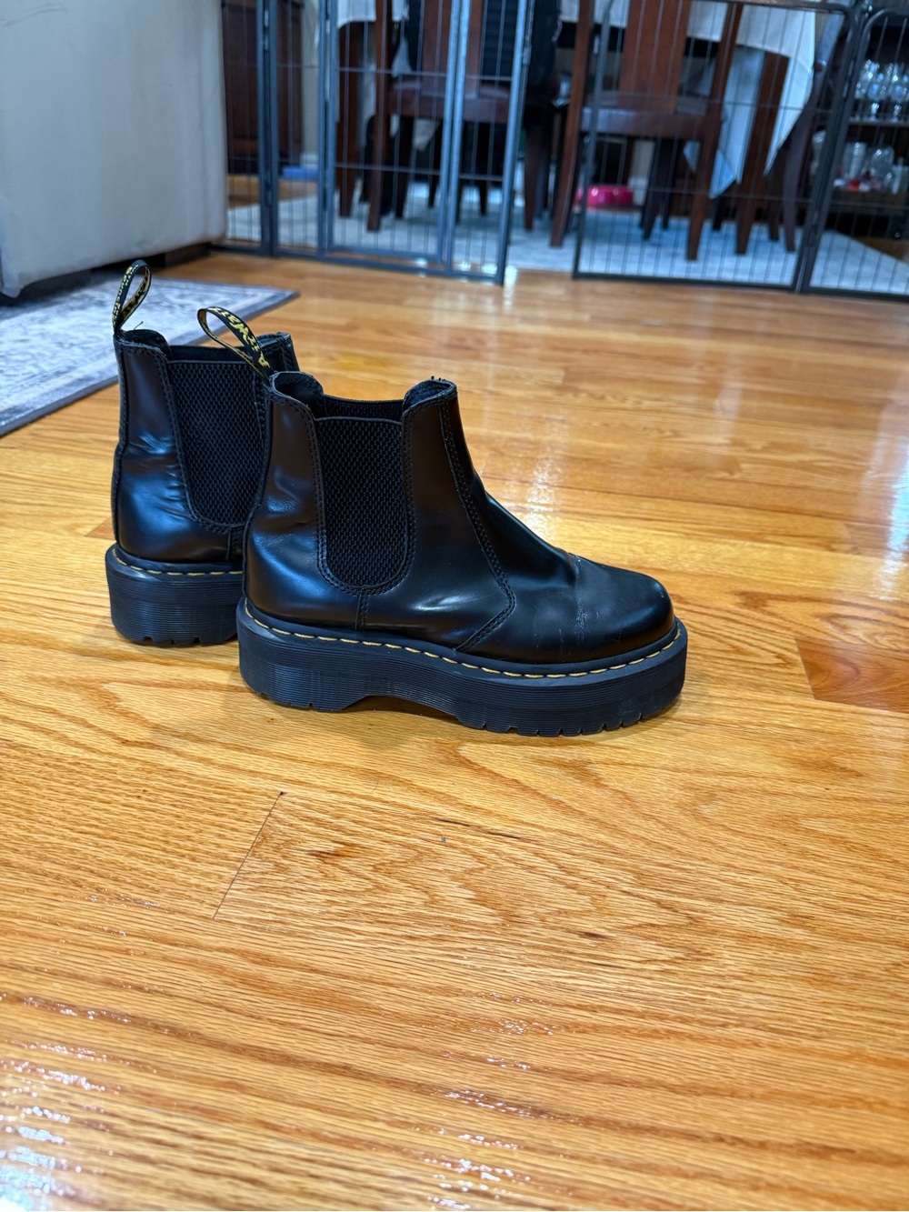 Doc martens women’s 7 Women's Black Platform Chelsea Booties with Lug Sole